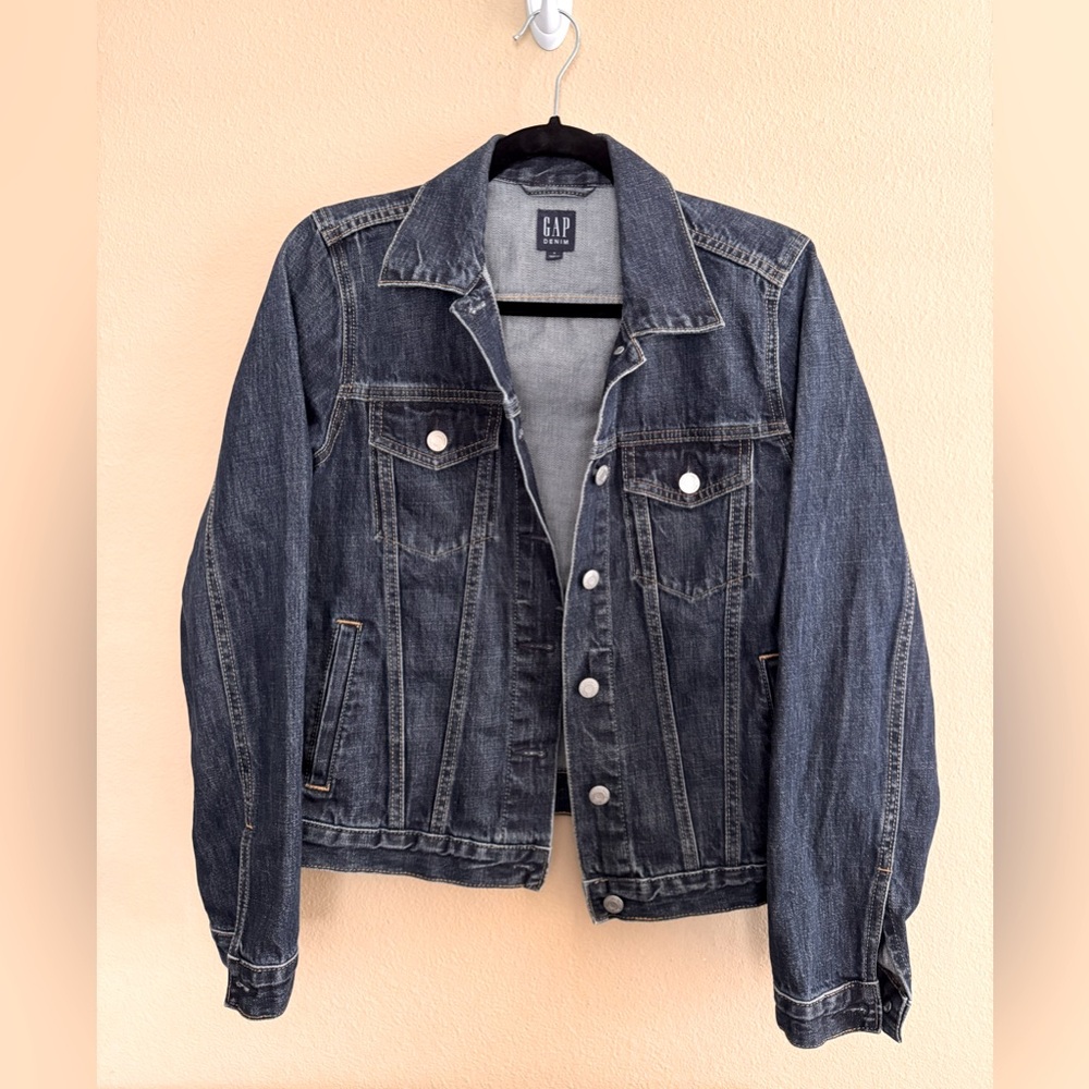 GAP jean jacket dark wash size S